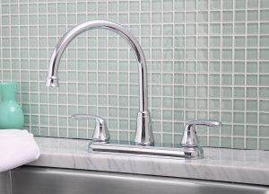 3-Hole Kitchen Faucets – Best Faucets for Your Money