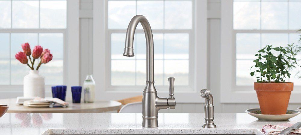 How to choose Moen kitchen faucet // Moen kitchen faucet buyer’s guide