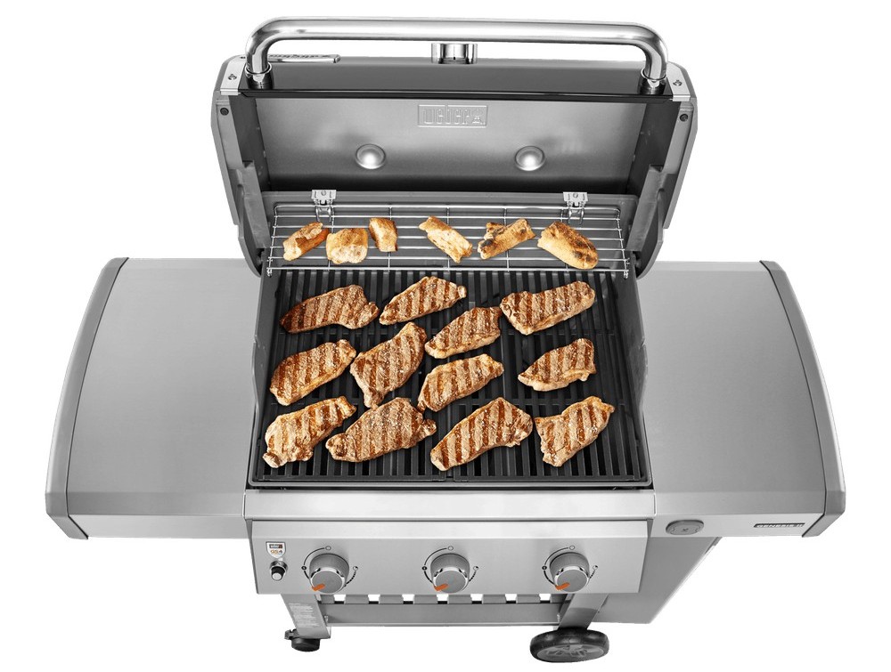 Weber Genesis II E310 has a 669 square inch grilling space
