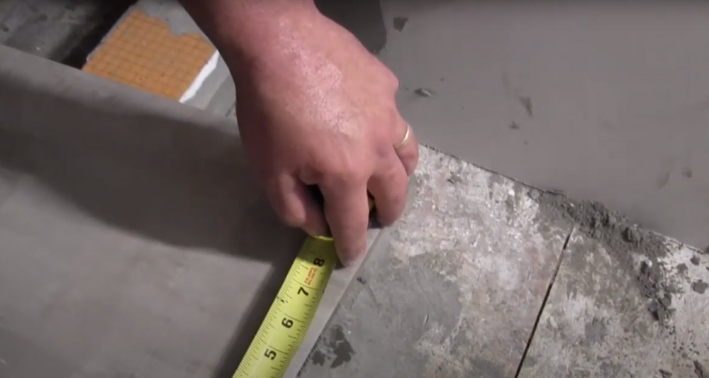 Measuring and cleaning the walls