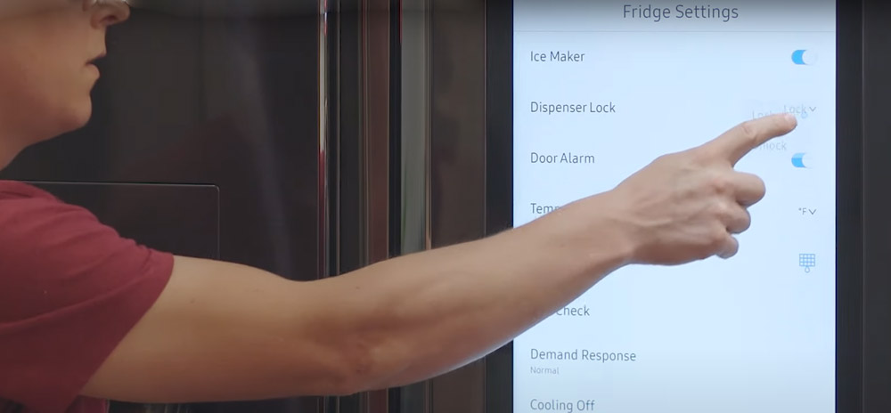 How do you reset the water dispenser on a Samsung refrigerator